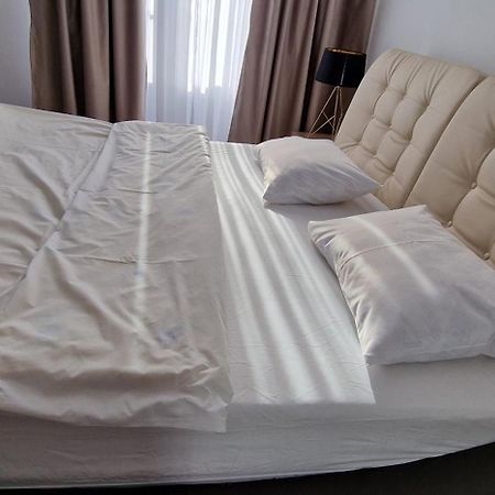 Apartament Maradeya ナボダリ エクステリア 写真